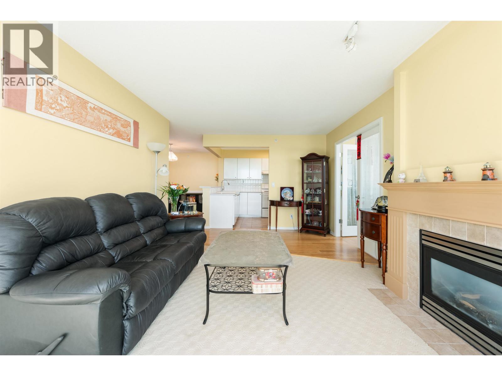 1203 6611 Southoaks Crescent, Burnaby, British Columbia  V5E 4L5 - Photo 3 - R3038146
