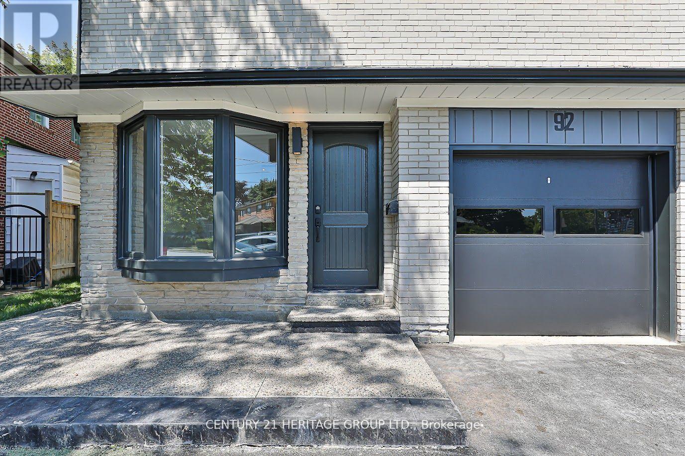 Property at 92 TANJOE CRESCENT image 3