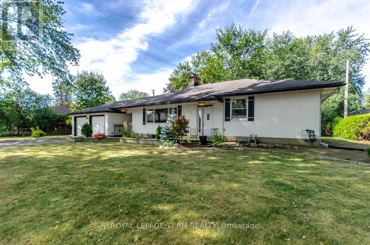 850 Killeen Avenue, Ottawa, Ontario  K2A 2X7 - Photo 1 - X12355313