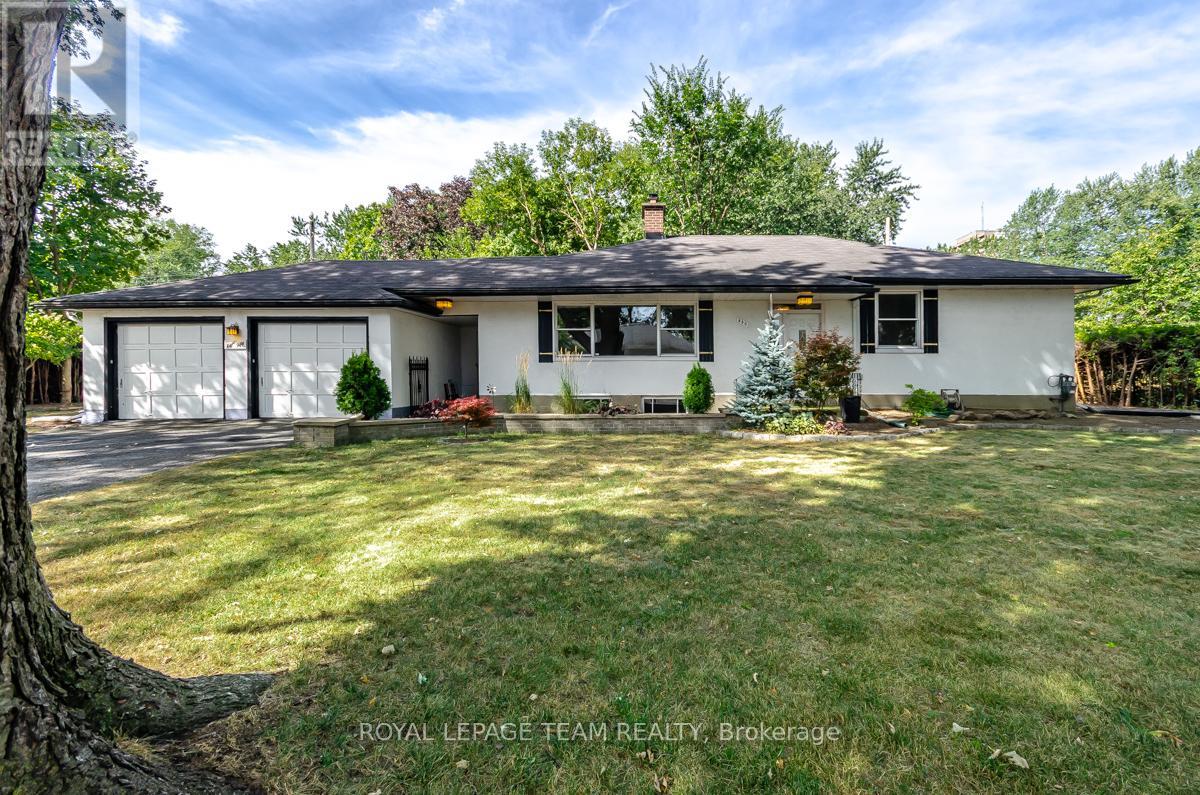 850 Killeen Avenue, Ottawa, Ontario  K2A 2X7 - Photo 2 - X12355313