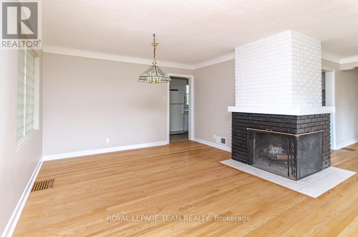 850 Killeen Avenue, Ottawa, Ontario  K2A 2X7 - Photo 26 - X12355313