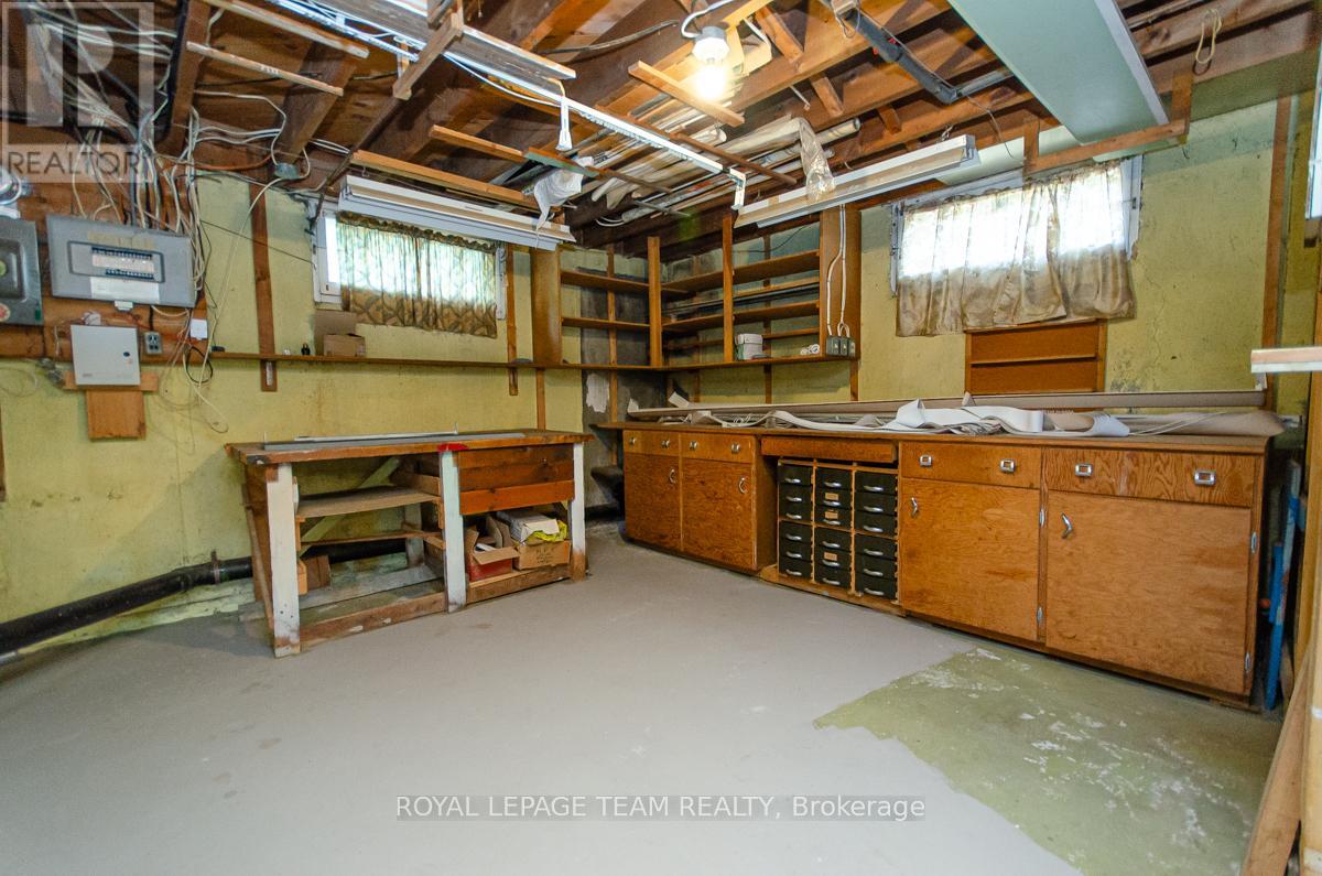 850 Killeen Avenue, Ottawa, Ontario  K2A 2X7 - Photo 31 - X12355313
