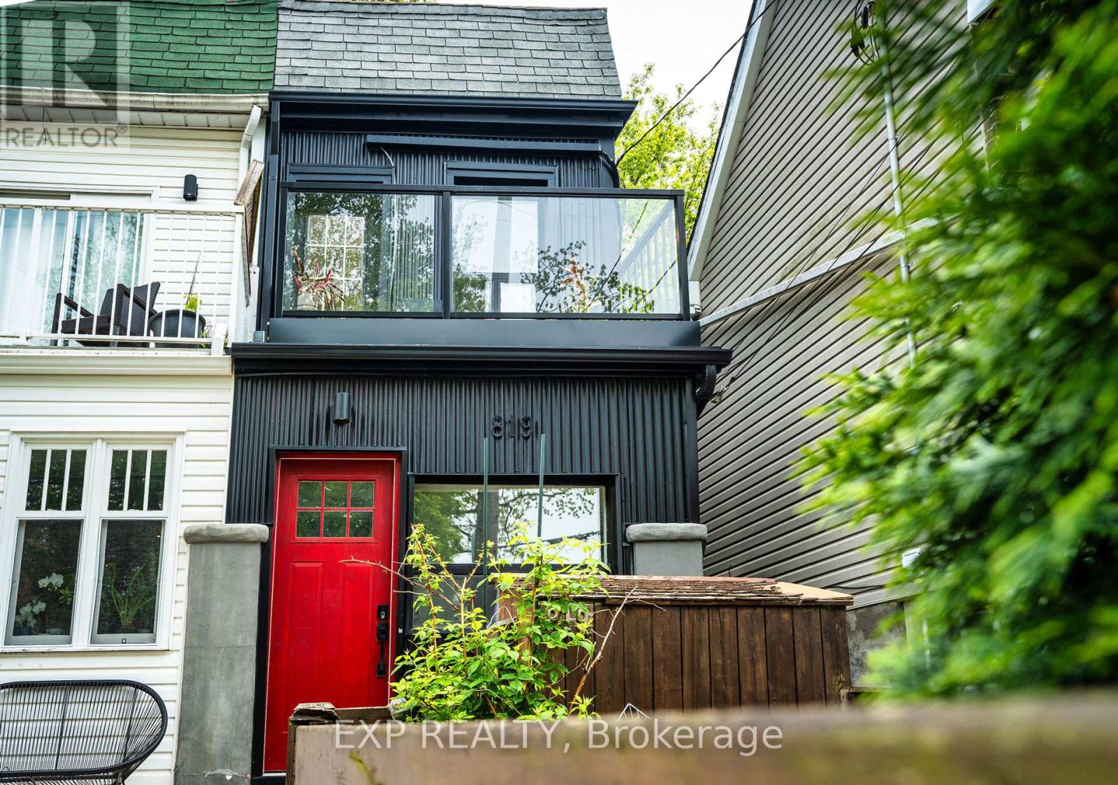 Property at 819 CRAVEN ROAD image 2