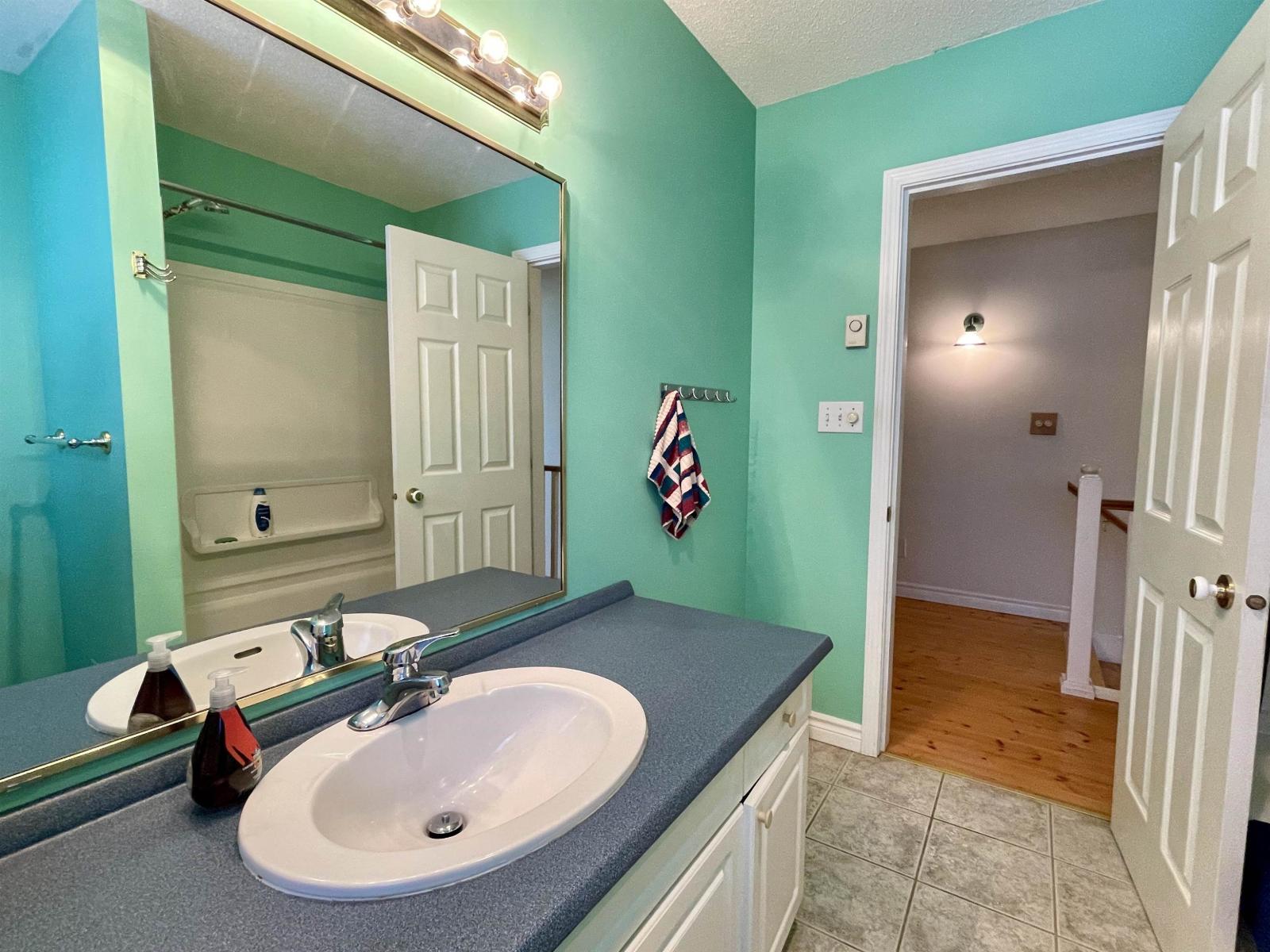 1421 129a Street, Surrey, British Columbia  V4A 3Y8 - Photo 21 - R3037262