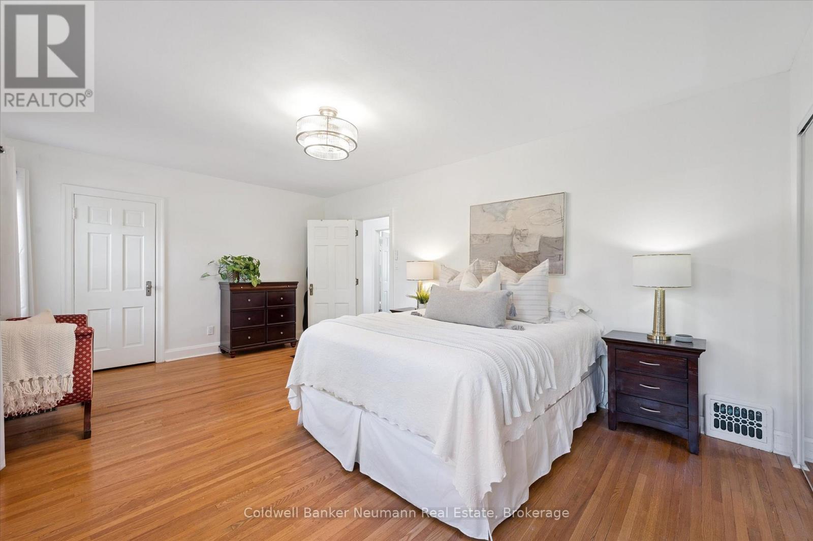 230 Dublin Street N, Guelph, Ontario  N1H 4P3 - Photo 14 - X12355322
