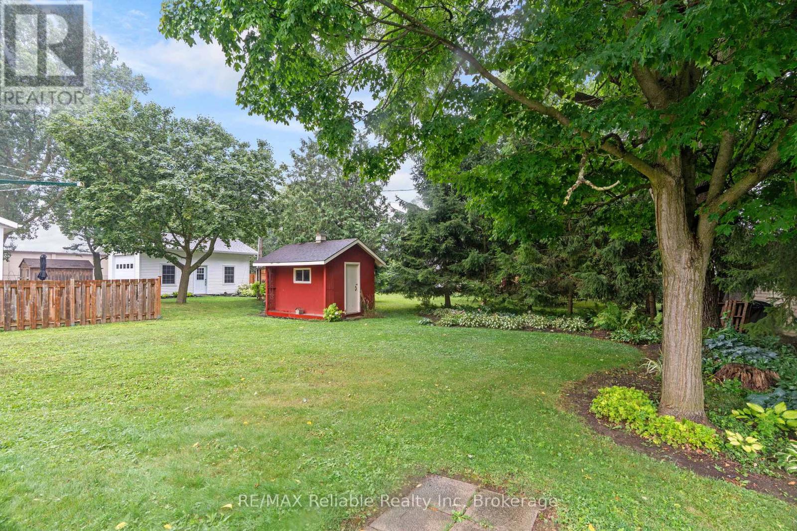 88 East William Street, Huron East, Ontario  N0K 1W0 - Photo 31 - X12355389