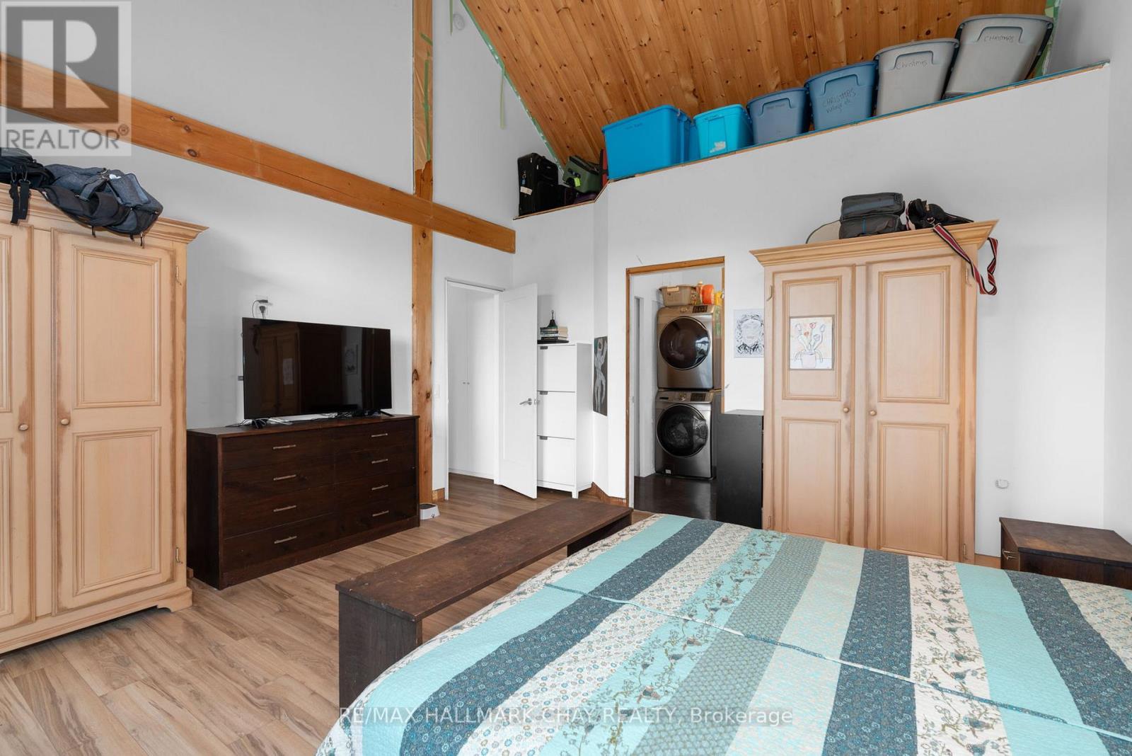 7724 County Road 9, Clearview, Ontario  L0M 1G0 - Photo 16 - S12355247