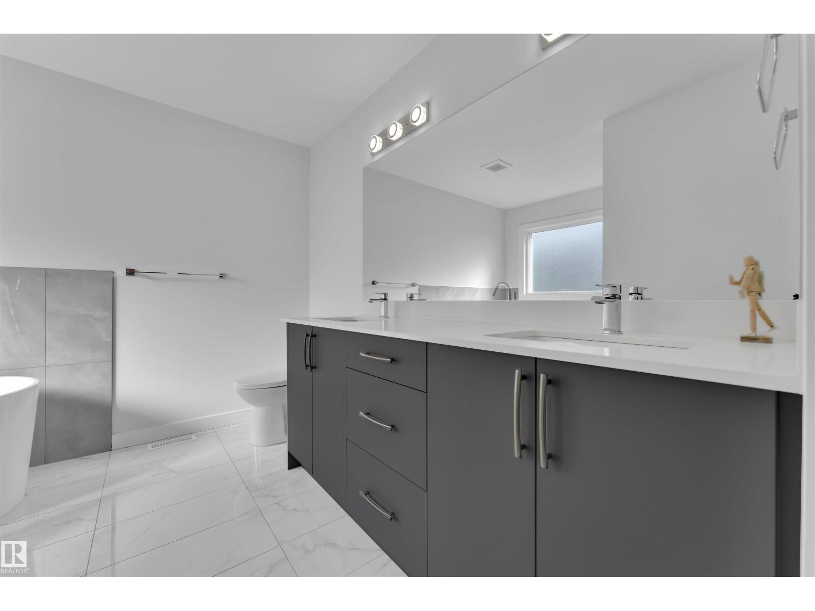 348 33 Av Nw, Edmonton, Alberta  T6T 2S8 - Photo 41 - E4453863