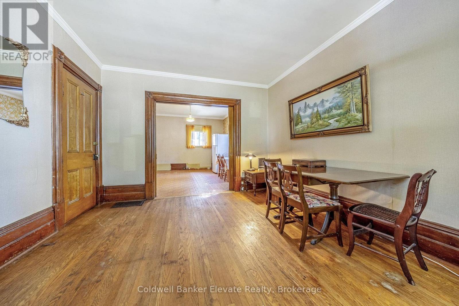 53 Willow Street N, Halton Hills, Ontario  L7J 1Z8 - Photo 12 - W12355243