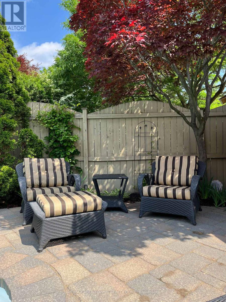101 Westchester Road, Oakville, Ontario  L6H 6H8 - Photo 39 - W12355265