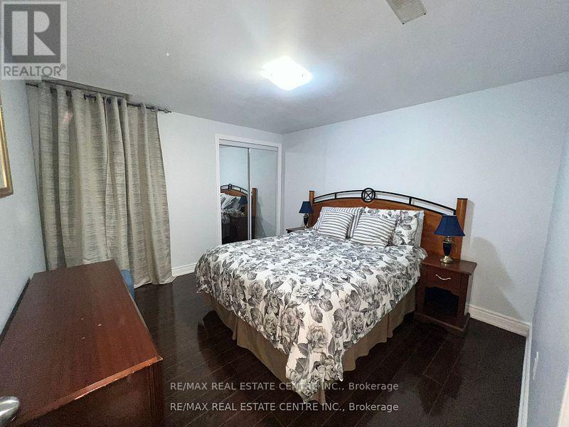 Lower - 40 Victoriaville Road, Brampton, Ontario  L6X 5J4 - Photo 7 - W12355300