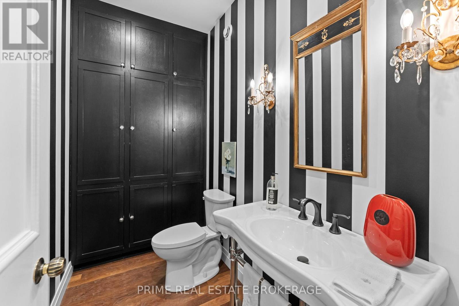 203 Riverside Drive, South Huron, Ontario  N0M 1S3 - Photo 22 - X12288006