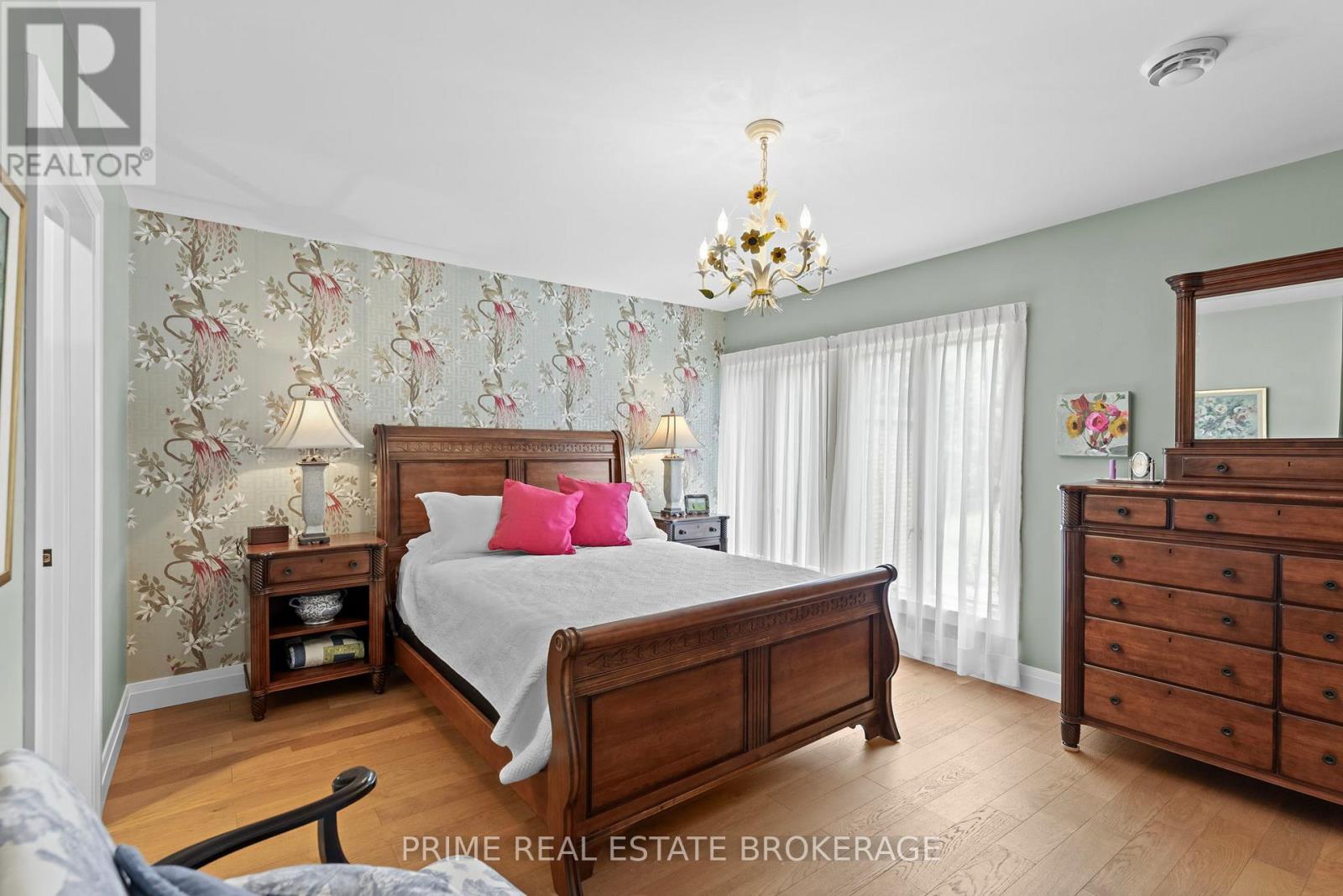 203 Riverside Drive, South Huron, Ontario  N0M 1S3 - Photo 33 - X12288006