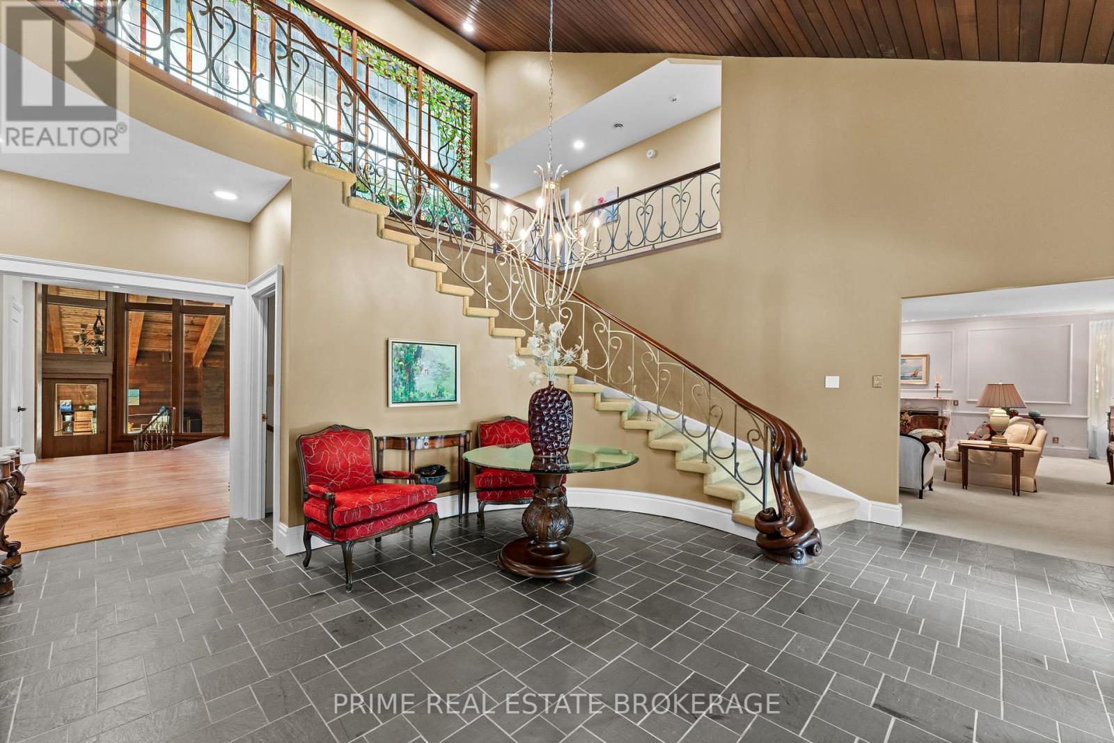 203 Riverside Drive, South Huron, Ontario  N0M 1S3 - Photo 8 - X12288006