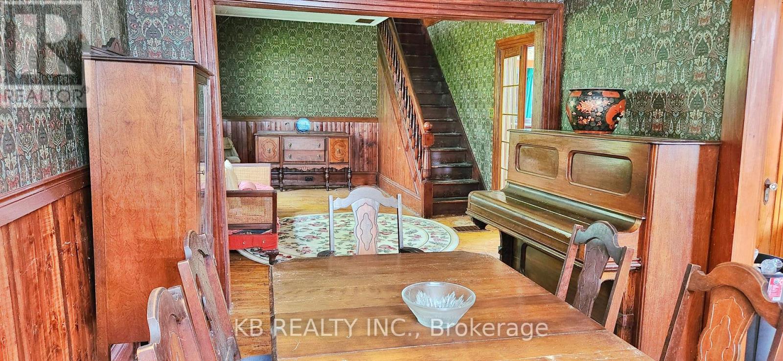 1033 Bridge Street, Central Frontenac, Ontario  K0K 1B0 - Photo 5 - X12355259