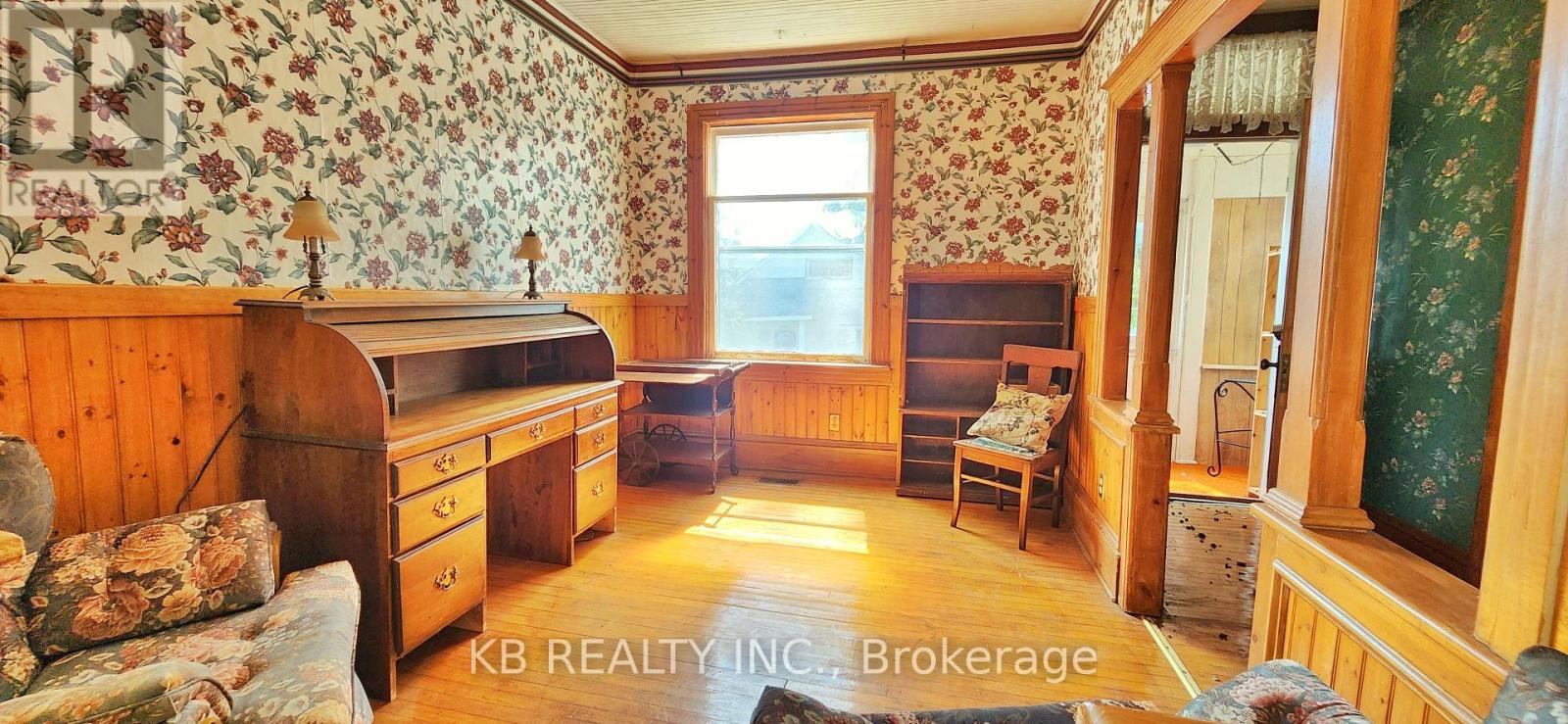 1033 Bridge Street, Central Frontenac, Ontario  K0K 1B0 - Photo 9 - X12355259