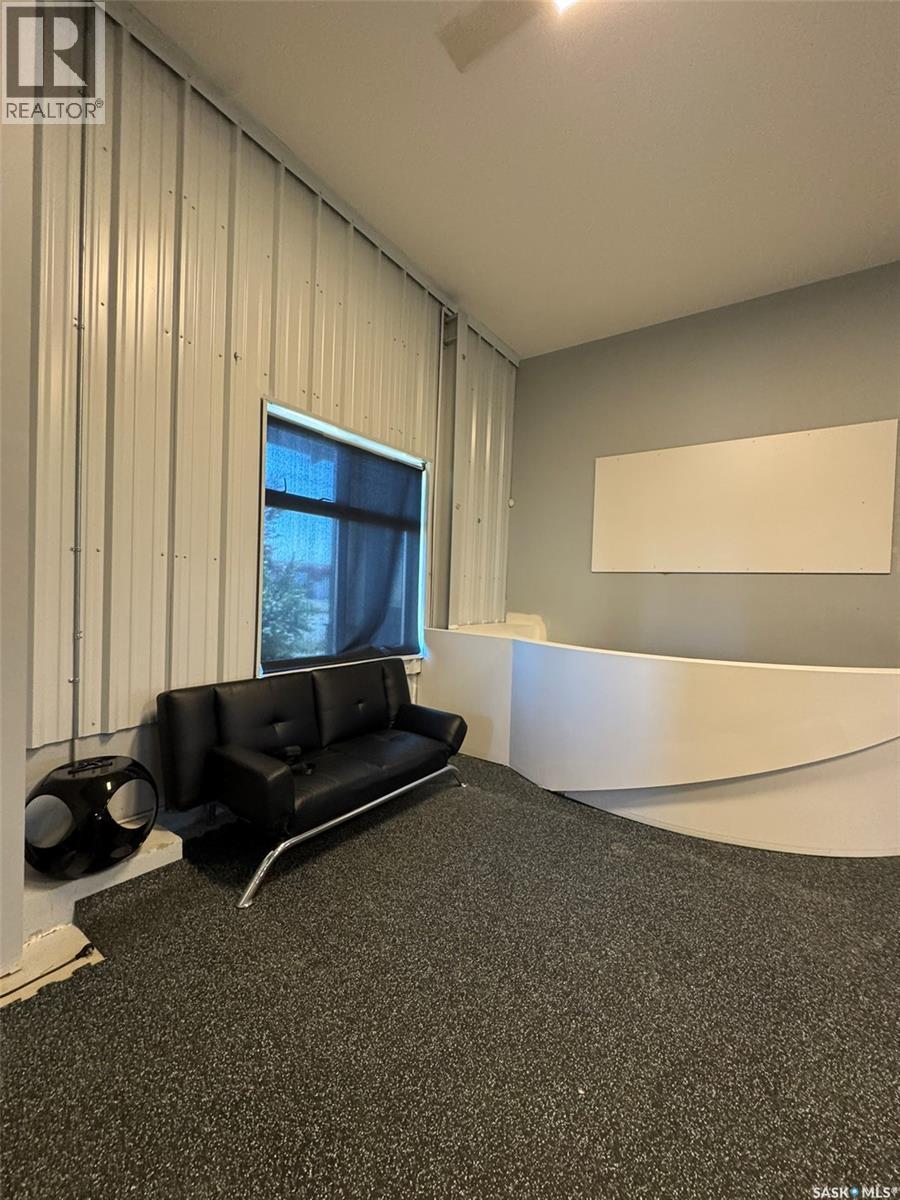 412 Dewdney Avenue, Regina, Saskatchewan  S4N 0E9 - Photo 14 - SK016155