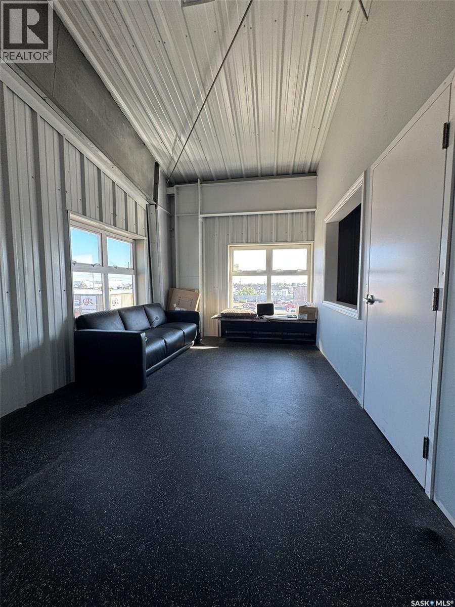 412 Dewdney Avenue, Regina, Saskatchewan  S4N 0E9 - Photo 18 - SK016155