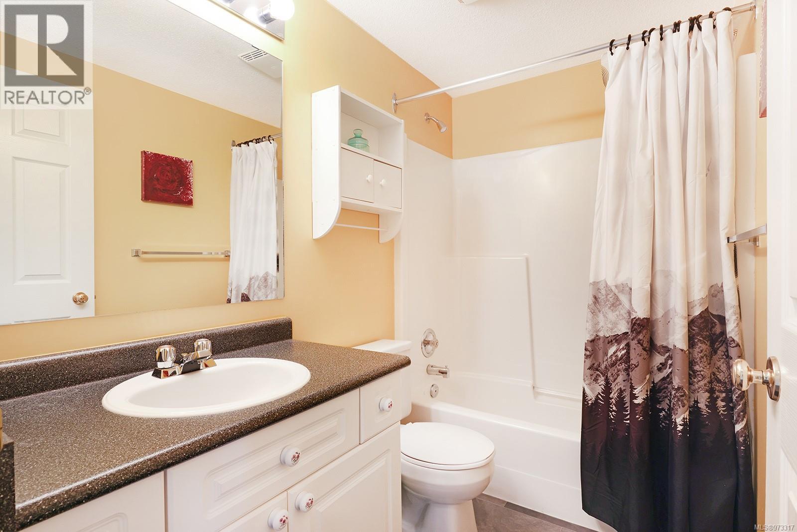 101 1105 Henry Rd, Courtenay, British Columbia  V9J 1L0 - Photo 18 - 973317