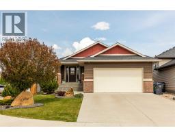 5 Riverford Close W Riverstone, Lethbridge, Ca