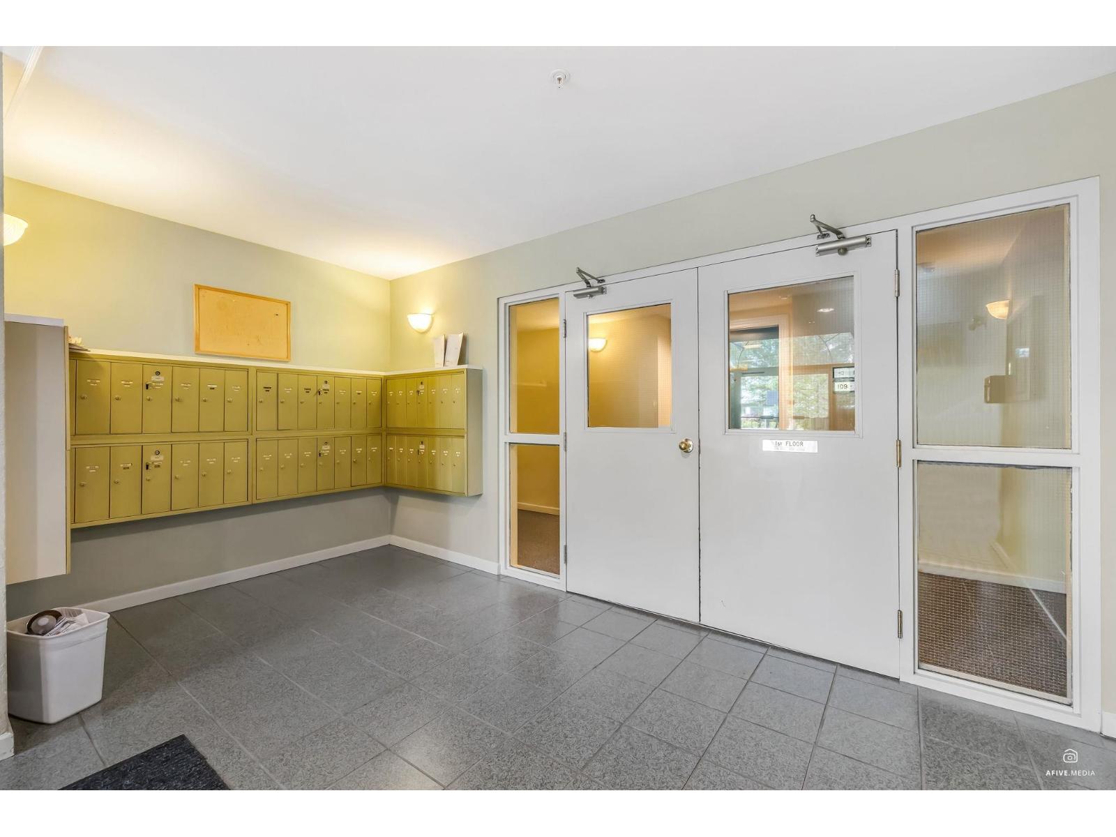 401 33708 King Road, Abbotsford, British Columbia  V2S 8C6 - Photo 5 - R3038865