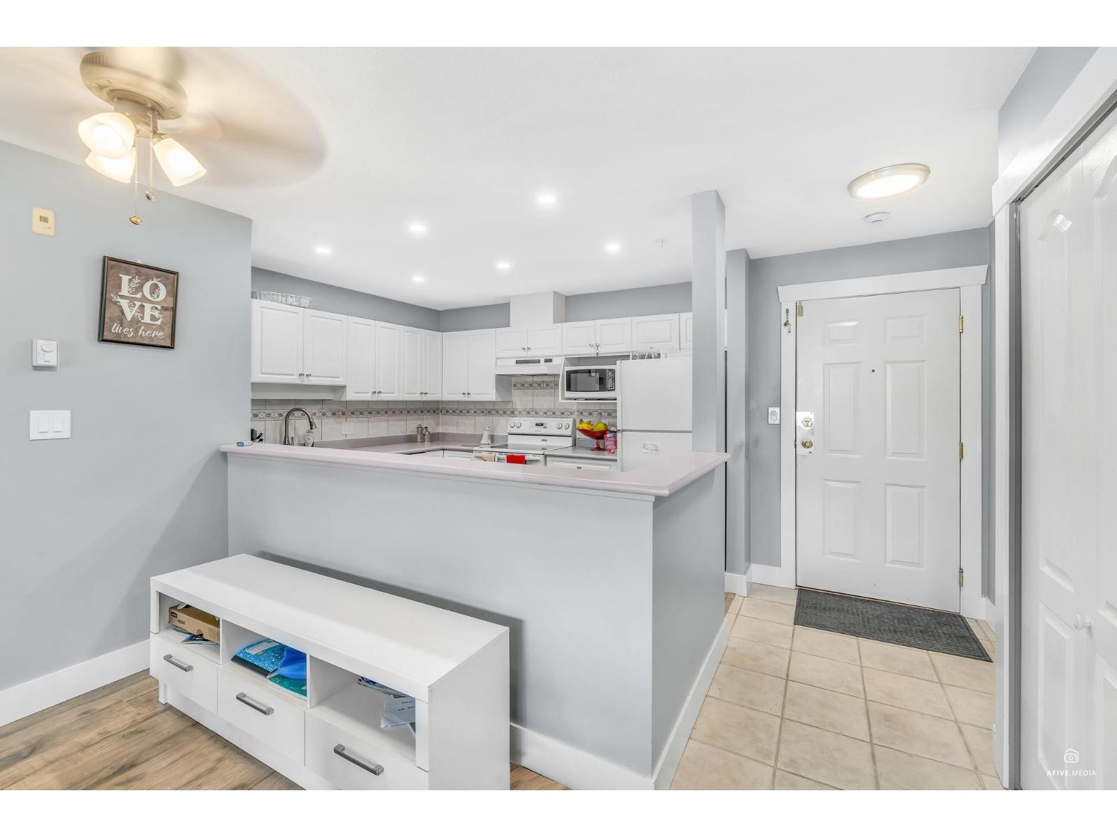 401 33708 King Road, Abbotsford, British Columbia  V2S 8C6 - Photo 12 - R3038865