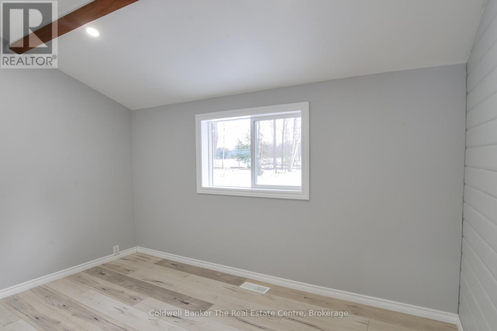 460 Wellington Street, Gravenhurst, Ontario  P1P 1A5 - Photo 14 - X12124637