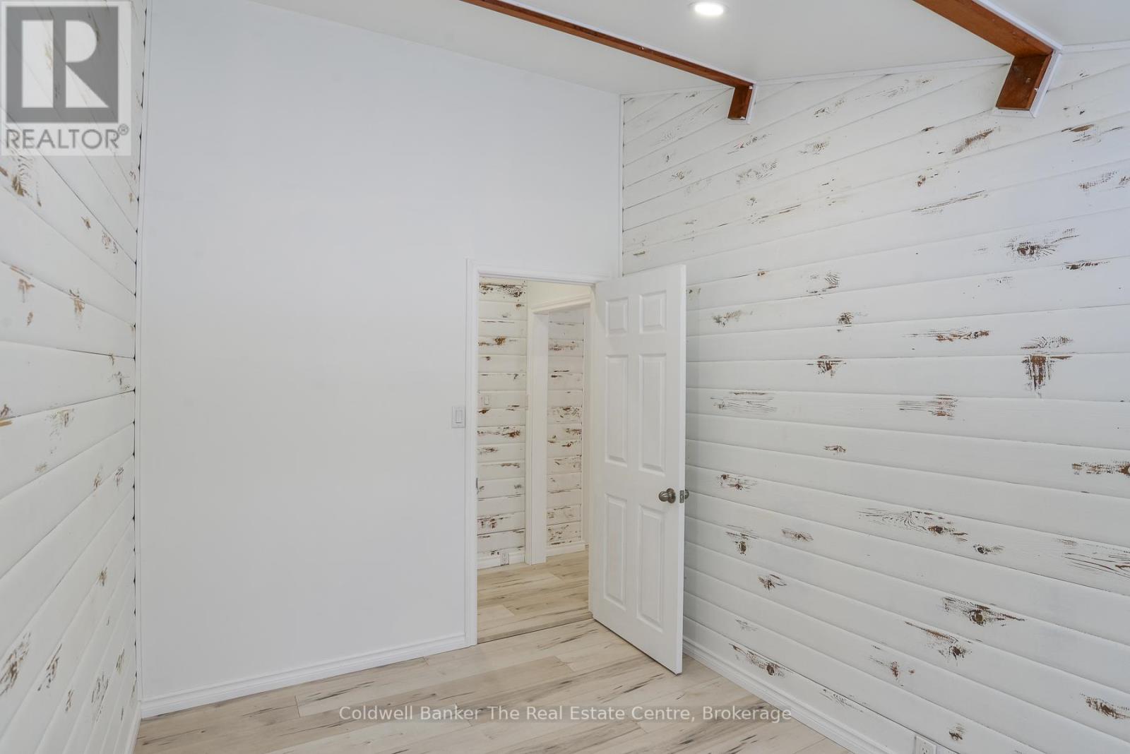 460 Wellington Street, Gravenhurst, Ontario  P1P 1A5 - Photo 17 - X12124637