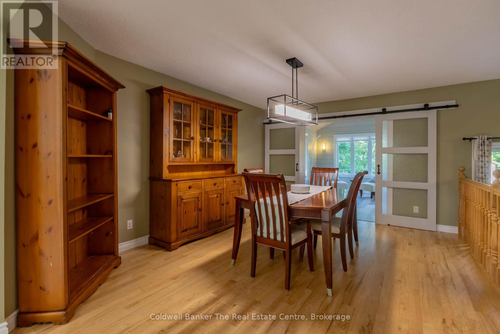 110 Forest Glen Drive, Gravenhurst, Ontario  P1P 1A1 - Photo 11 - X12322030