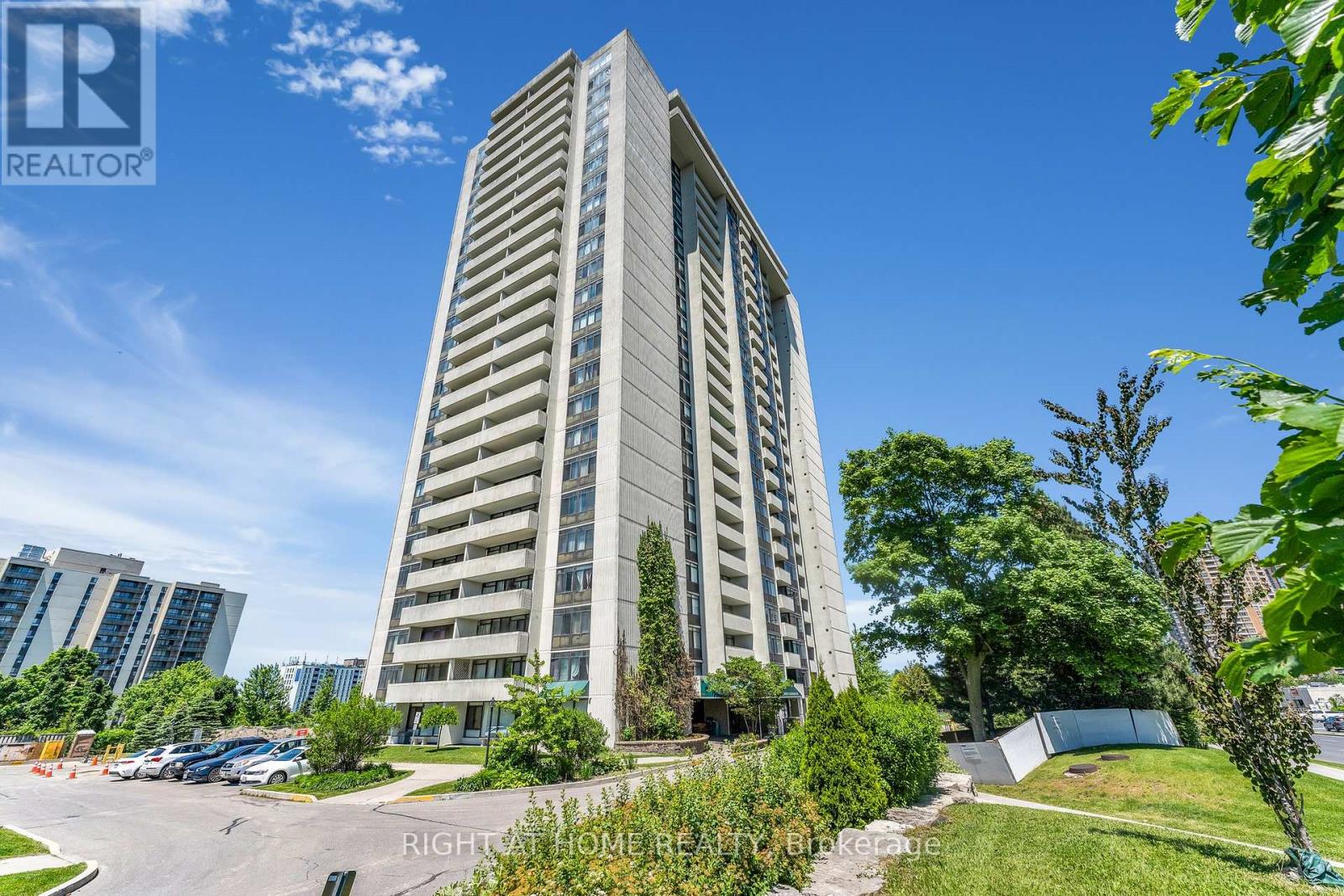 2209 - 3300 DON MILLS ROAD, Toronto, Ontario
