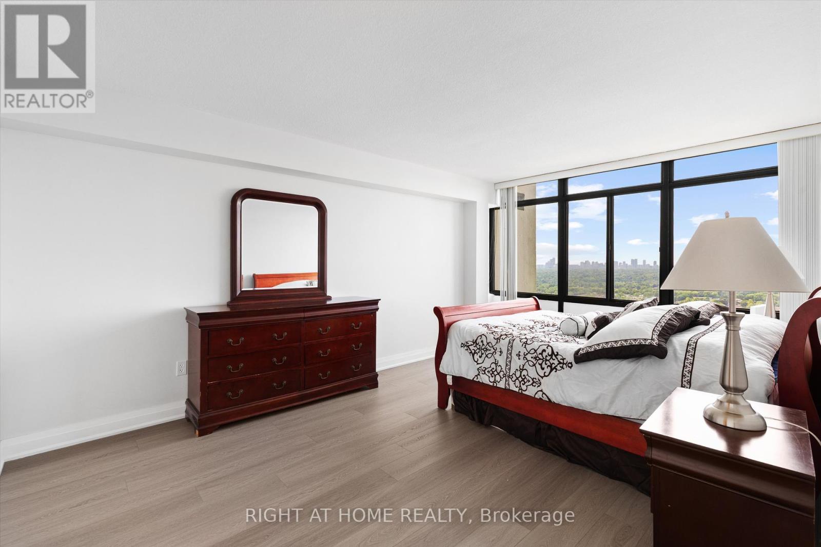 2209 - 3300 Don Mills Road, Toronto, Ontario  M2J 4X7 - Photo 10 - C12355372