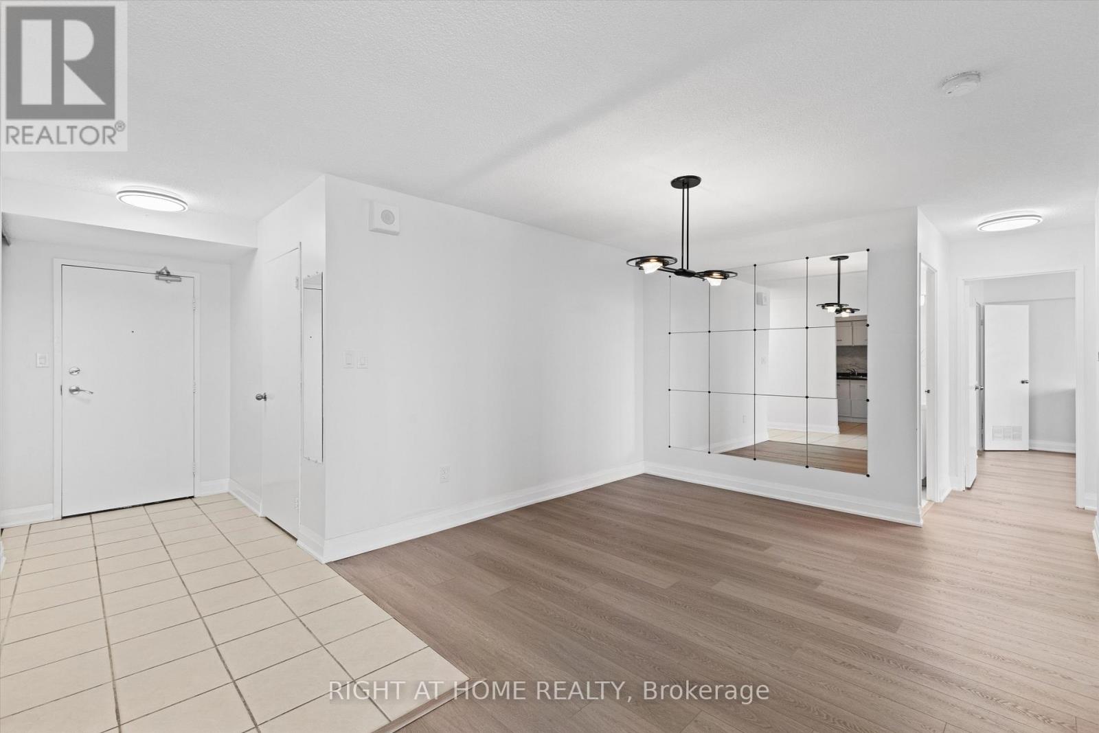 2209 - 3300 Don Mills Road, Toronto, Ontario  M2J 4X7 - Photo 9 - C12355372