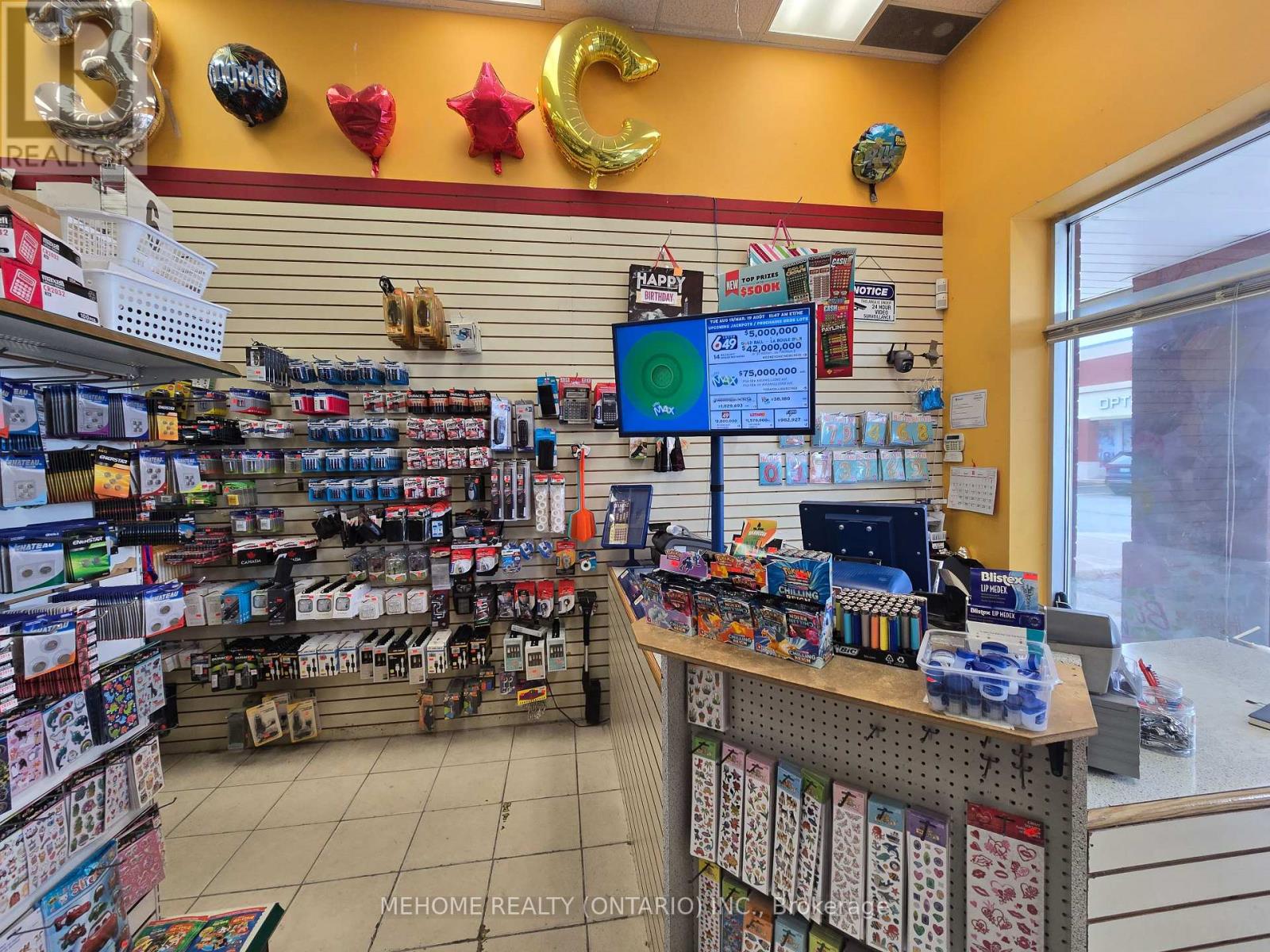 9200 BATHURST STREET, Vaughan, Ontario