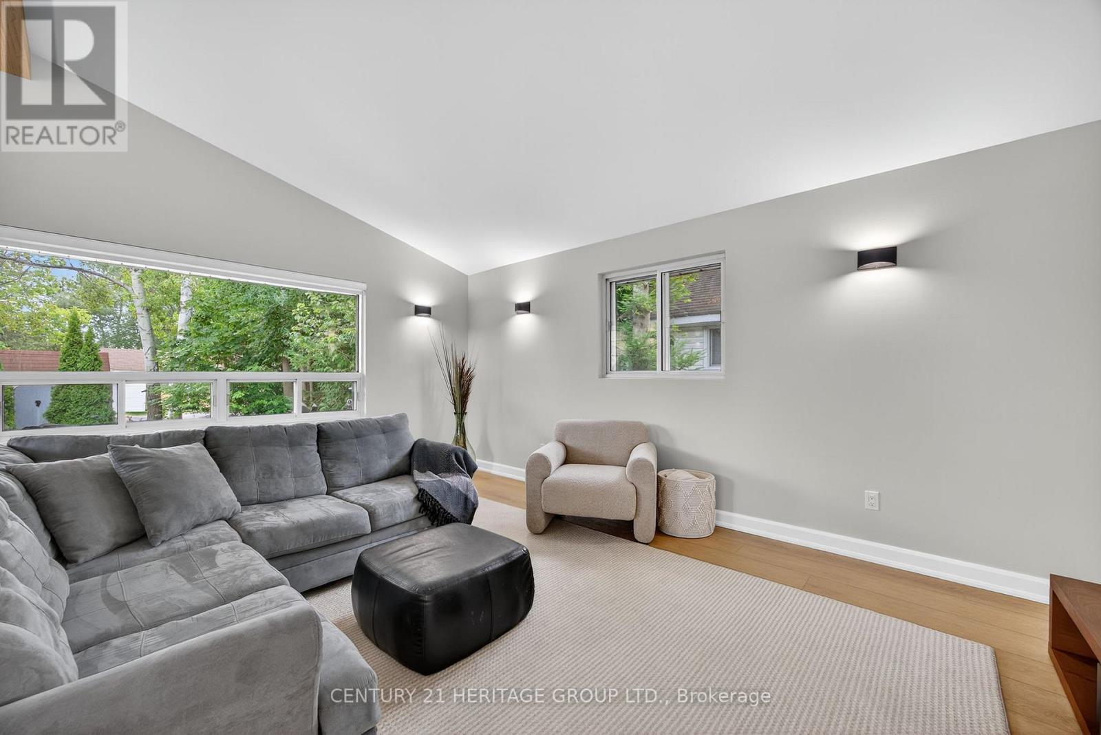1282 Temple Avenue, Innisfil, Ontario  L0L 1C0 - Photo 14 - N12355396