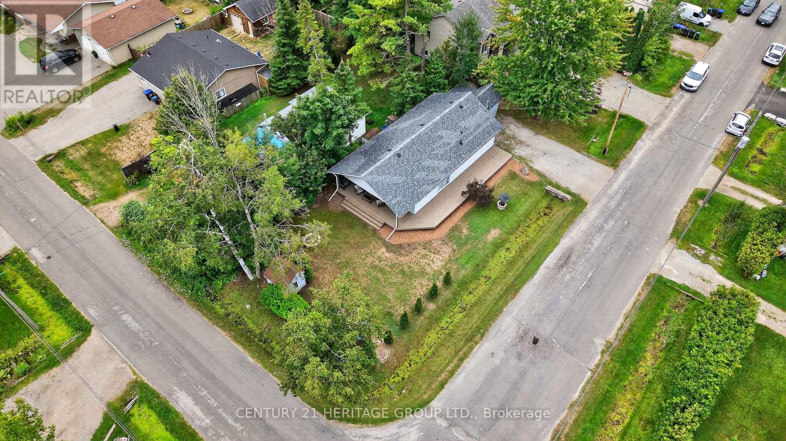1282 Temple Avenue, Innisfil, Ontario  L0L 1C0 - Photo 38 - N12355396