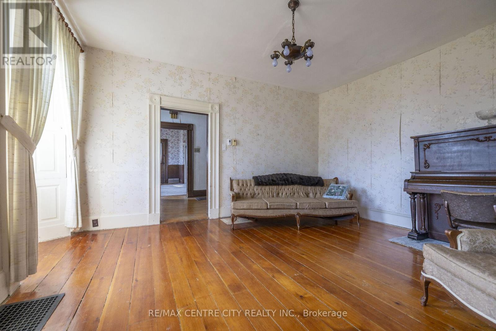 6519 County Road 29, Mississippi Mills, Ontario  K0A 1A0 - Photo 22 - X12355443