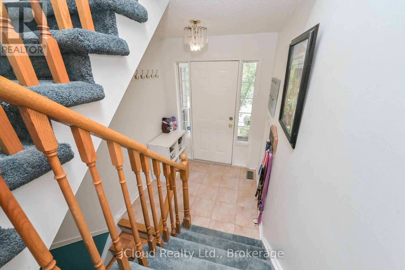 27 - 65 Brickyard Way, Brampton, Ontario  L6V 4M2 - Photo 3 - W12312830