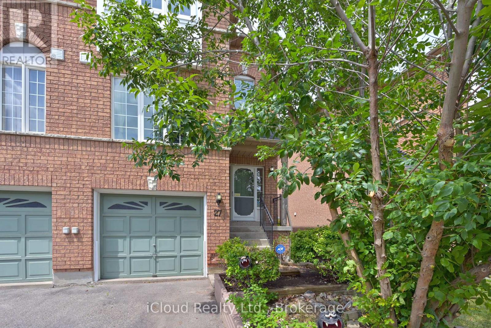27 - 65 Brickyard Way, Brampton, Ontario  L6V 4M2 - Photo 2 - W12312830