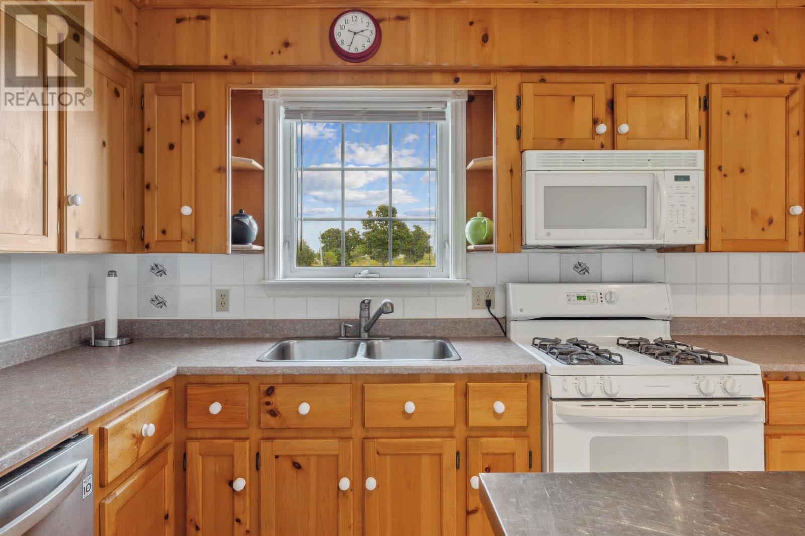21 Woodhawk Lane, Donaldston, Prince Edward Island  C0A 1T0 - Photo 14 - 202505028