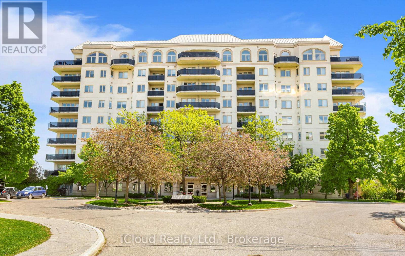 606 - 10 Dayspring Circle, Brampton (Goreway Drive Corridor), Ontario  L6P 1B9 - Photo 1 - W12341154
