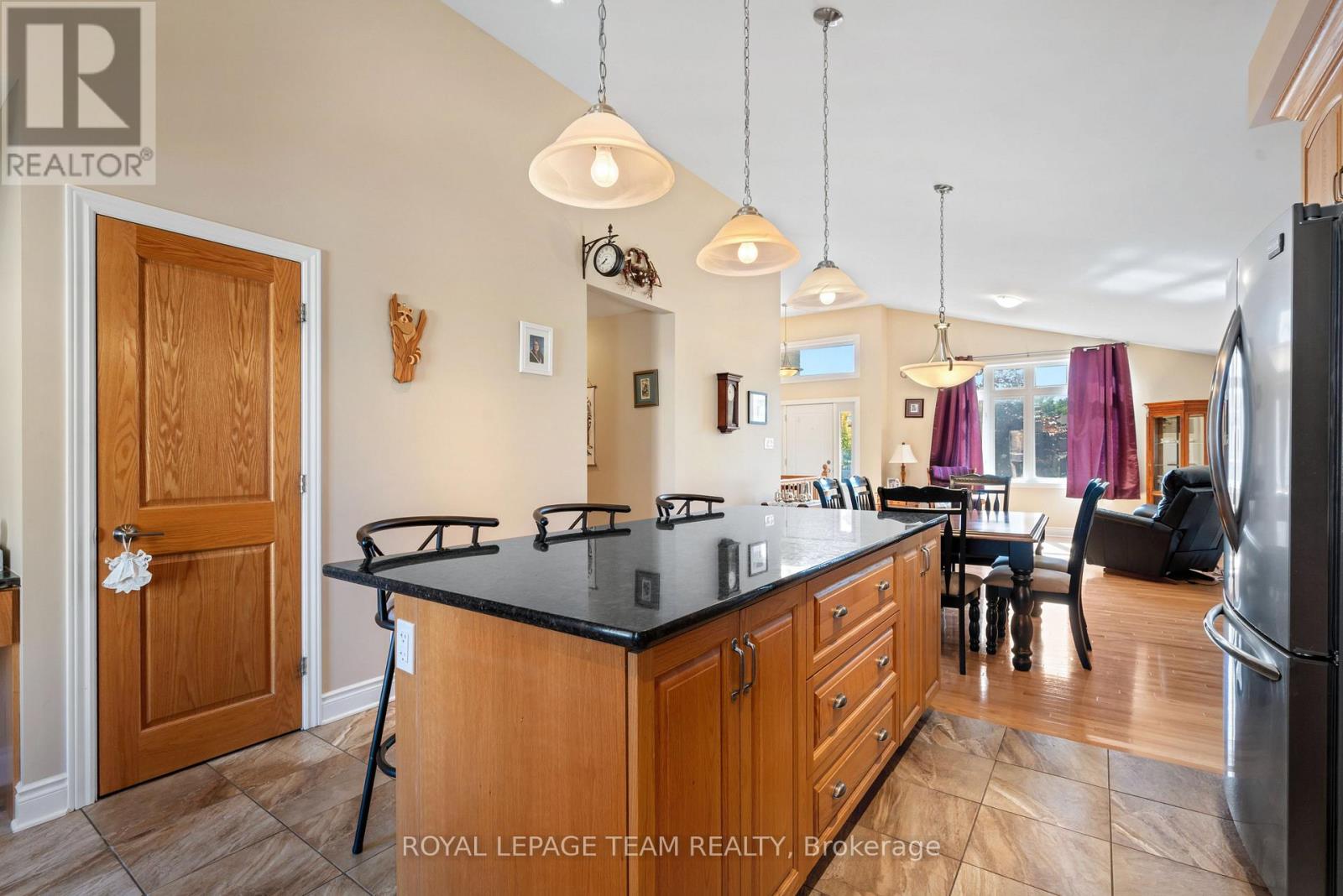 115 York Crossing Road, Russell, Ontario  K4R 0C5 - Photo 7 - X12351732