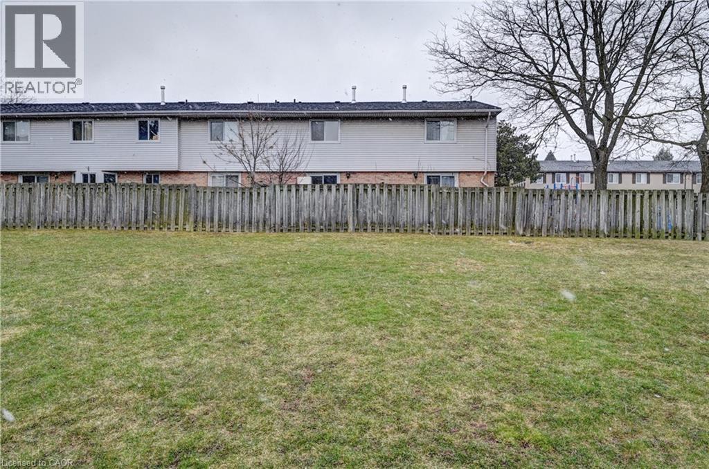 67 Valleyview Road Unit# 37, Kitchener, Ontario  N2E 3J1 - Photo 36 - 40761902