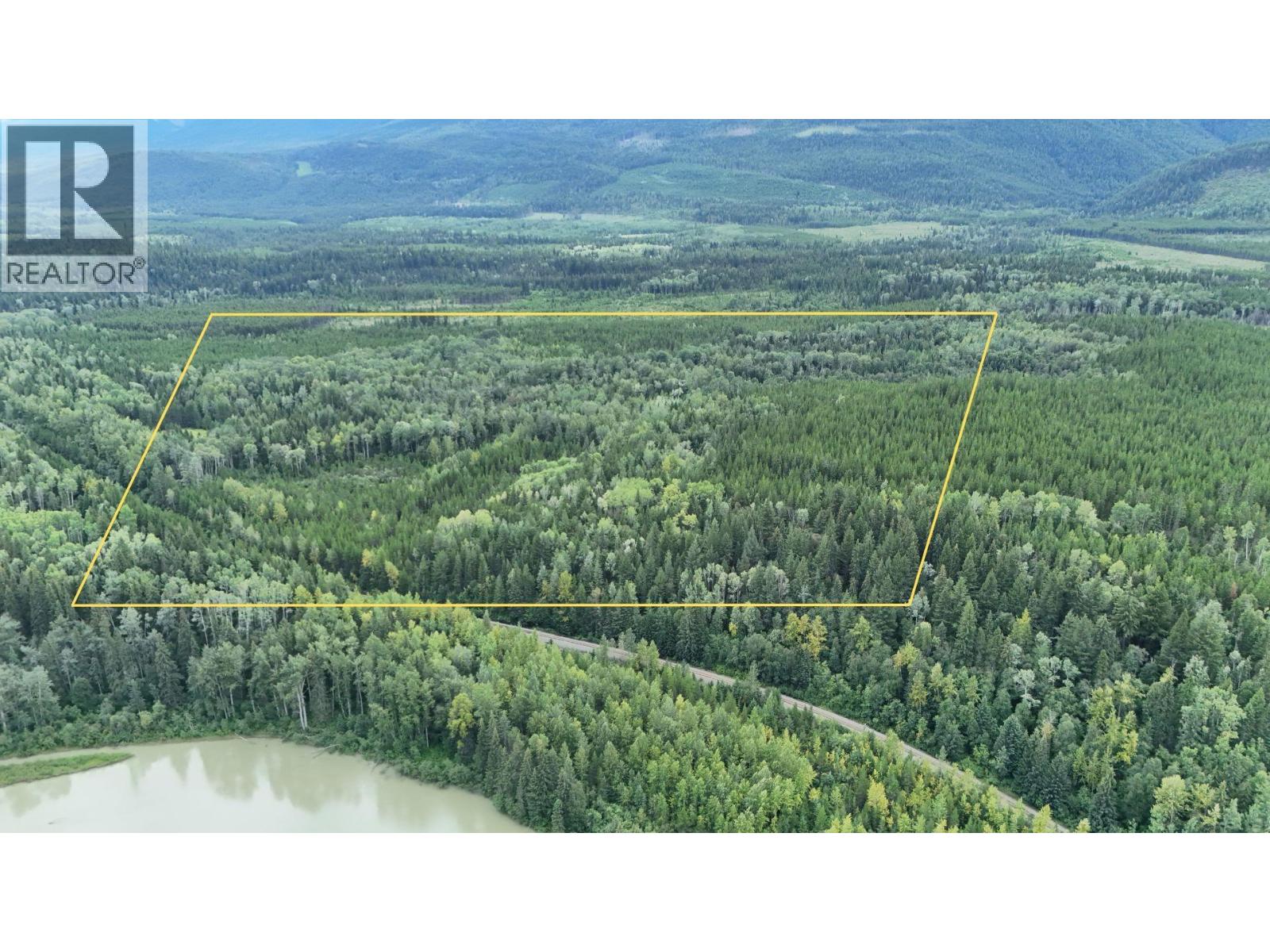 SHERE LAKE ROAD, Valemount, British Columbia