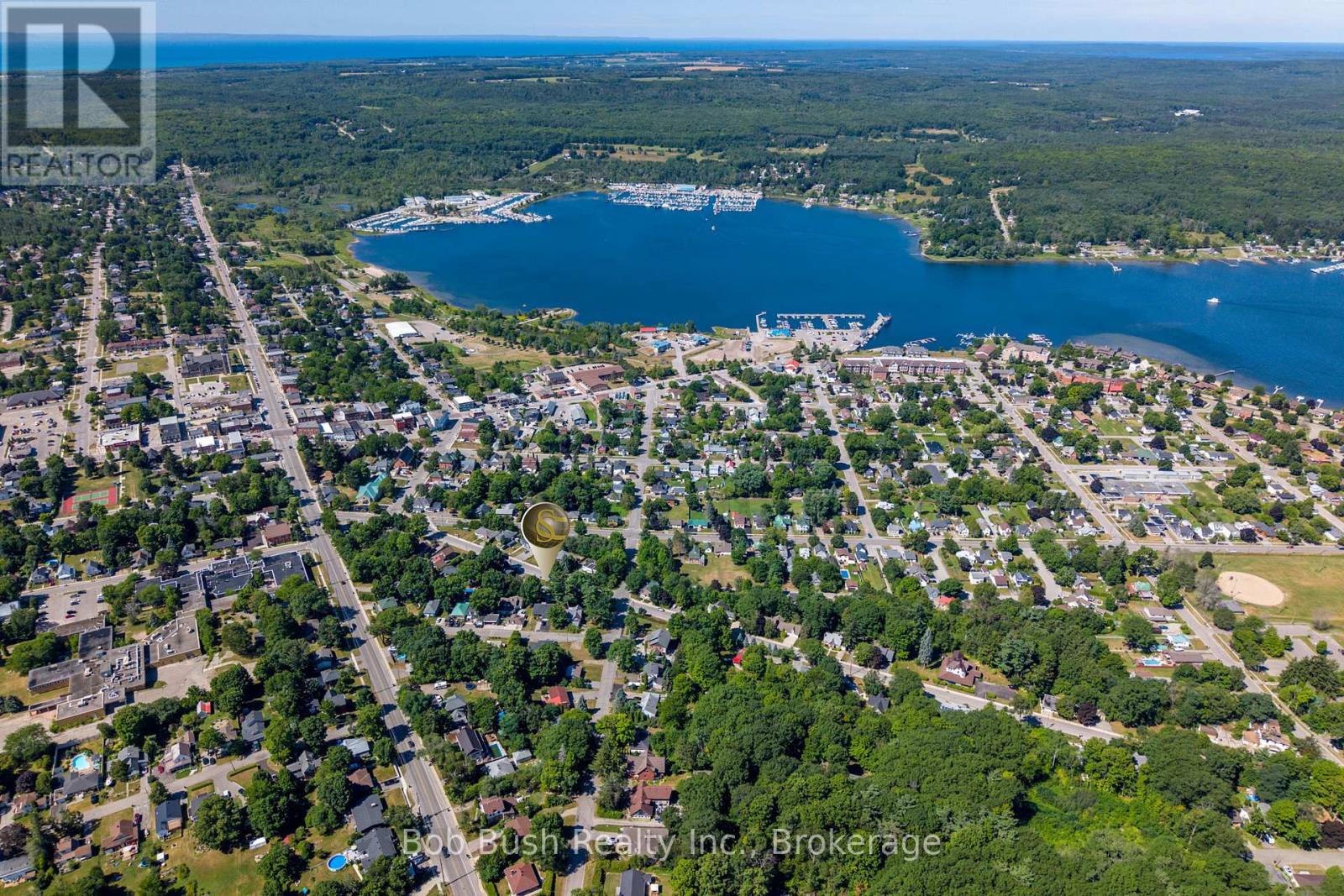 21 Church Street, Penetanguishene, Ontario  L9M 1A9 - Photo 39 - S12355433