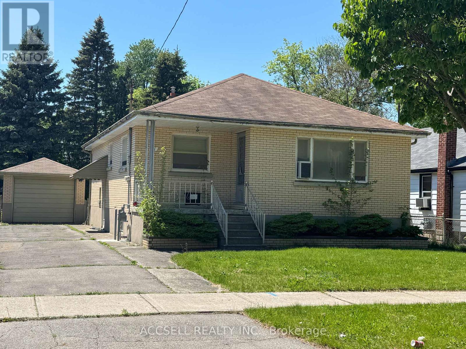 Property at 31 LYMAN STREET image 1