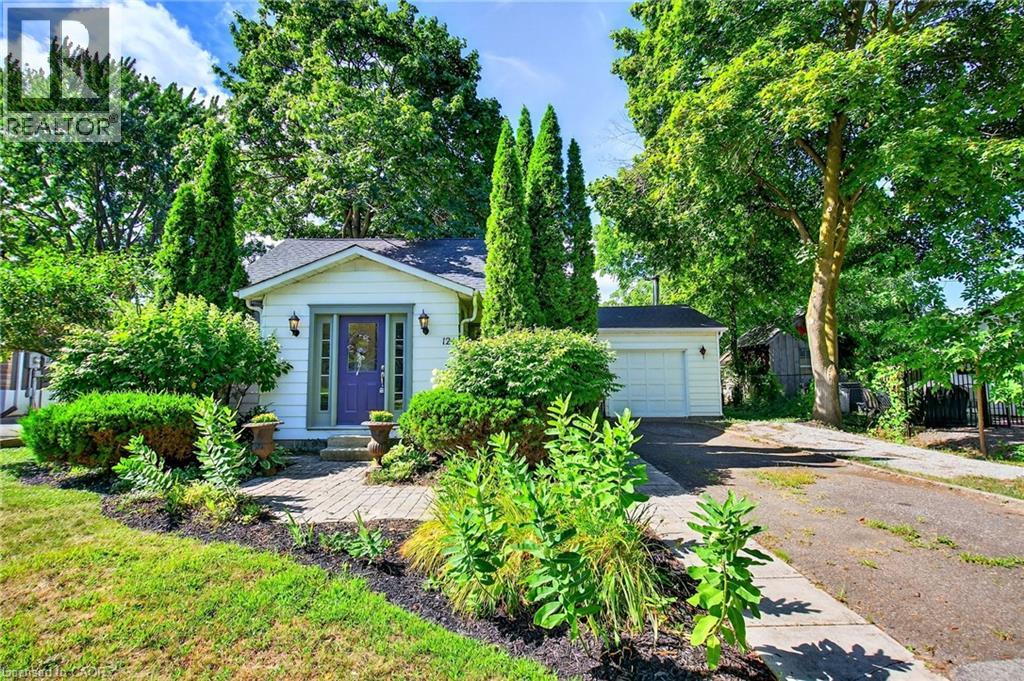 Property at 124 MARY Street image 2
