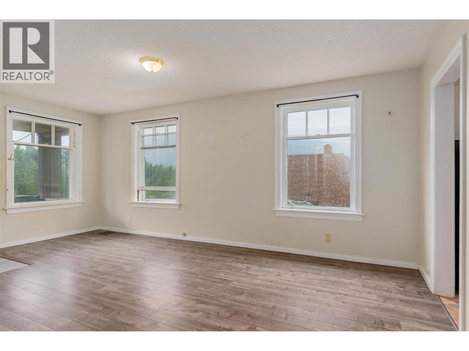Property at 132 Reservoir Road image 3