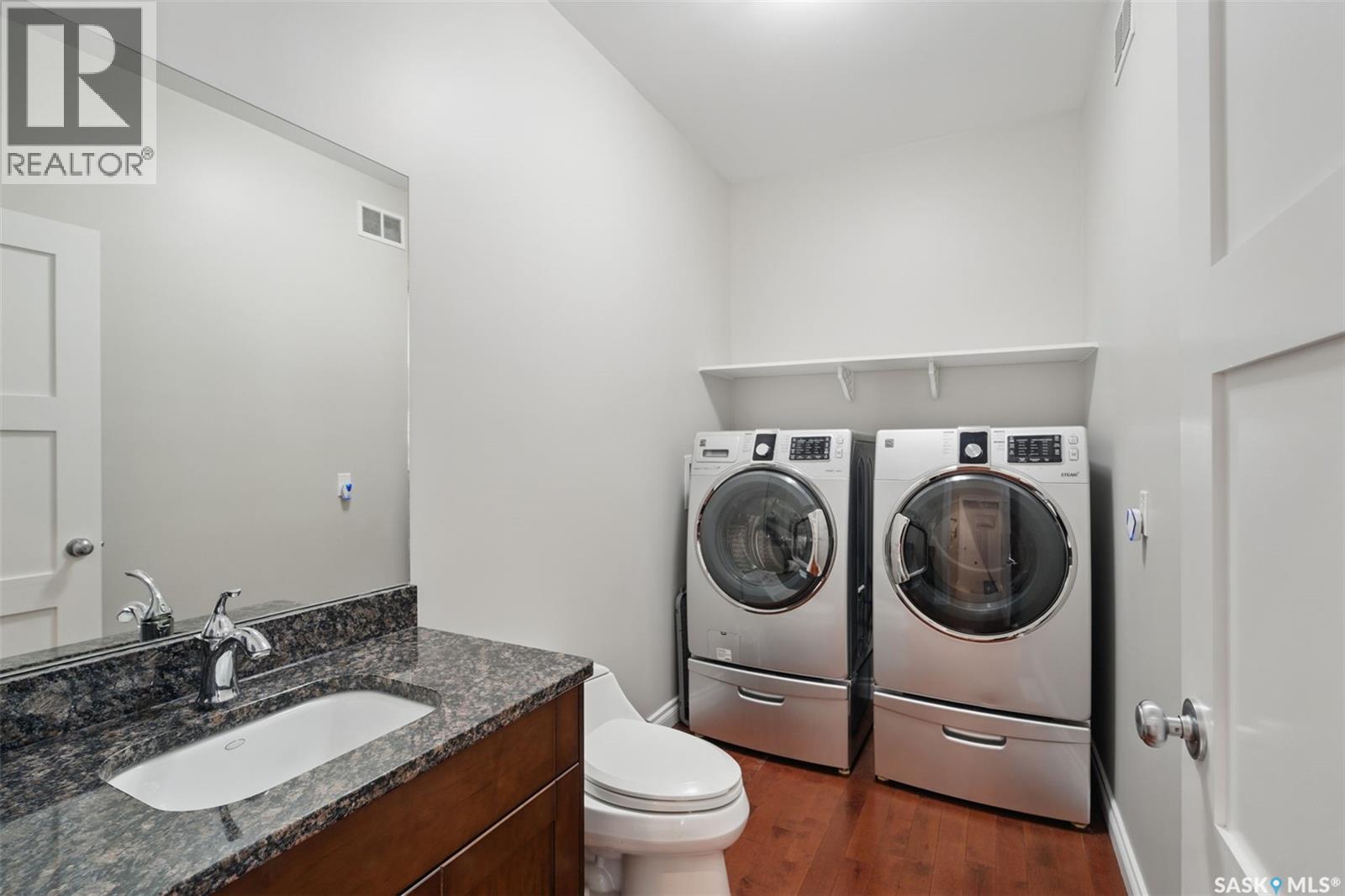 116 Hilliard Street E, Saskatoon, Saskatchewan  S7J 0E2 - Photo 14 - SK016064