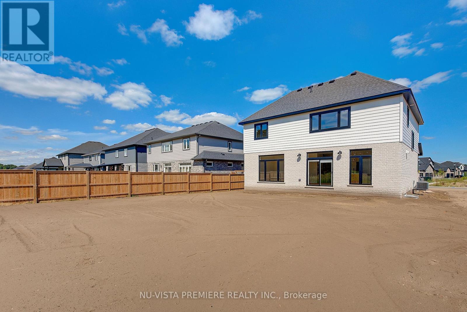 121 Harvest Lane, Thames Centre, Ontario  N0L 1G3 - Photo 43 - X12355579