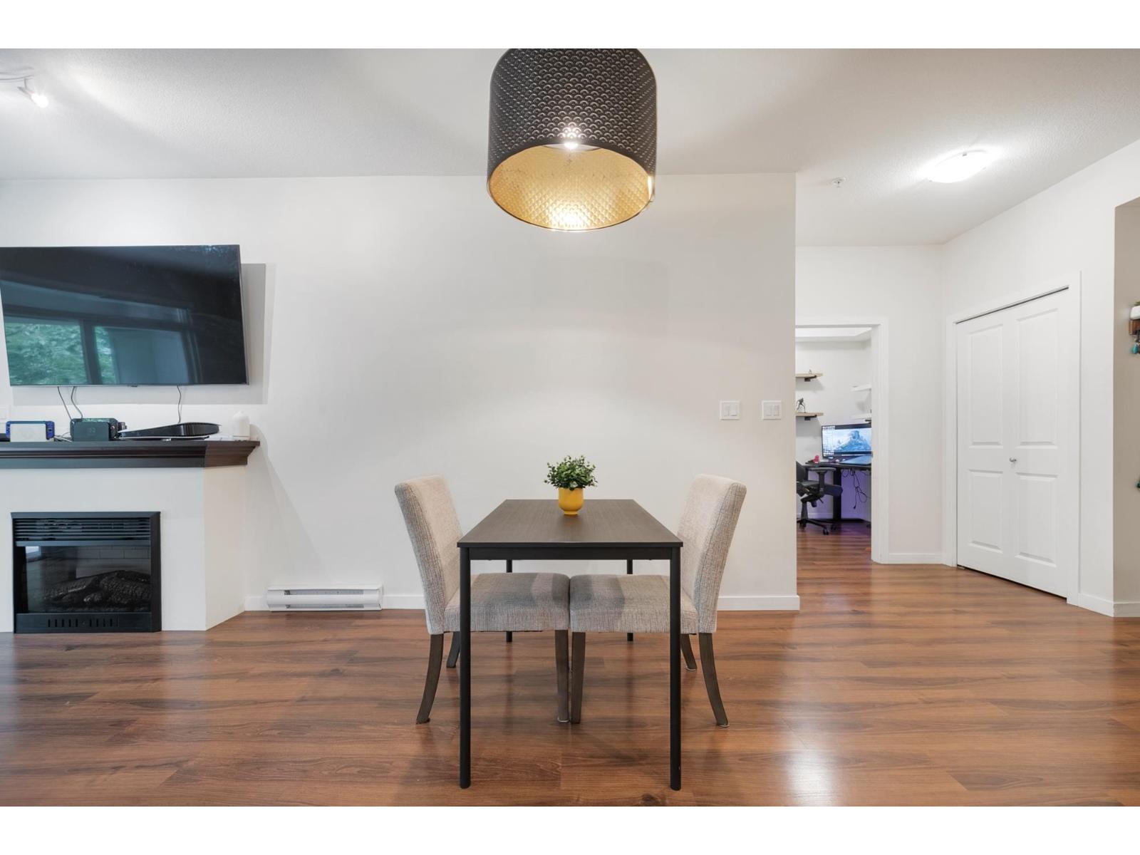 311 33318 E Bourquin Crescent, Abbotsford, British Columbia  V2S 0A6 - Photo 10 - R3039048